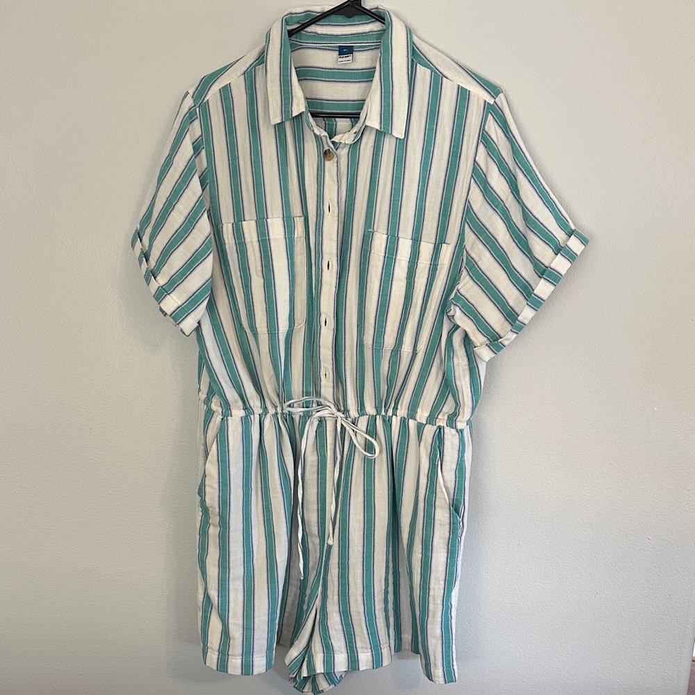 Old Navy Collared Button-Up Romper